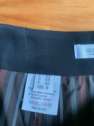 Gonna Gunex effetto pieghe nera