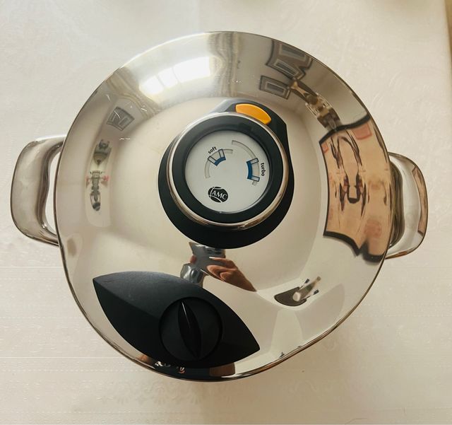 Panela AMC 4L com tampa rápida