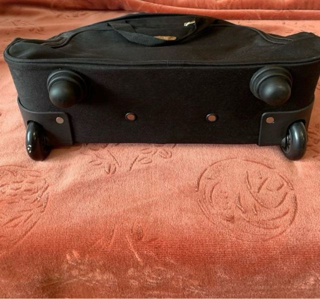 Maletín negro sin estrenar