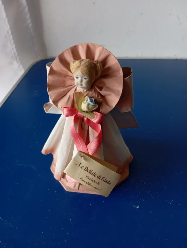 Bambola cartapesta Le Delizie di Giada