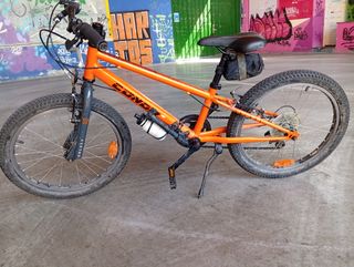 Bicicleta Conor infantil 20 pulgadas.
