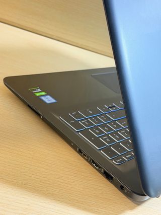 HP Pavilion NoteBook 15 i5 / 12GB / 256GB