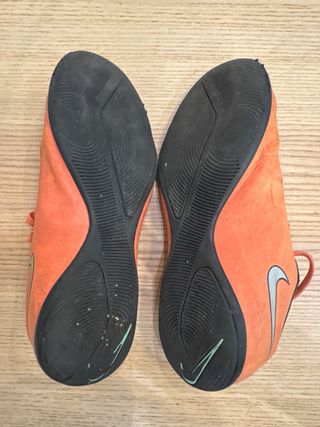 Botas de fútbol Nike indoor T35