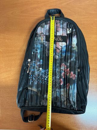 Mochila Anekke Negra Multicolor