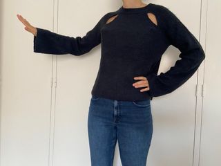 Jersey lana negro con aberturas