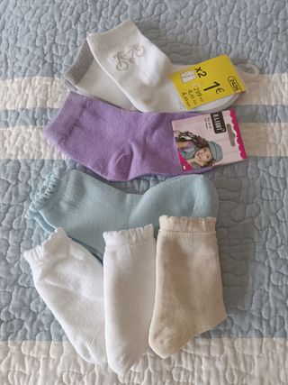 Lote calcetines niña.