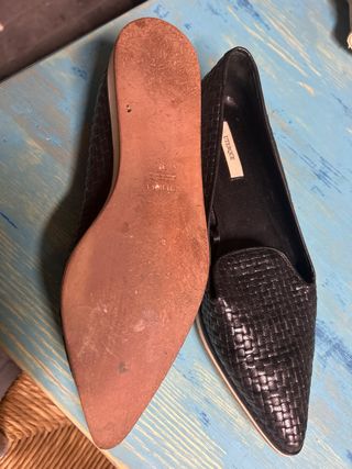 Zapatos planos Uterqüe negros punta tejida