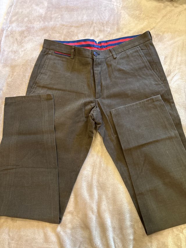 Pantalón terciopelo de vestir hombre verde oliva