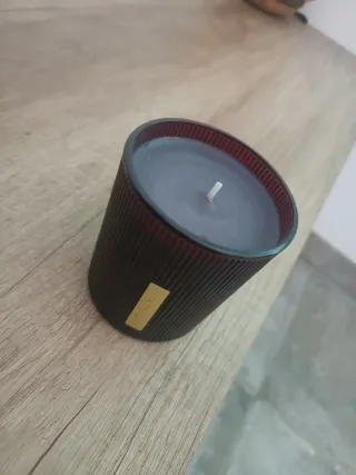 Vela Rituals Vidrio Morado Dorada