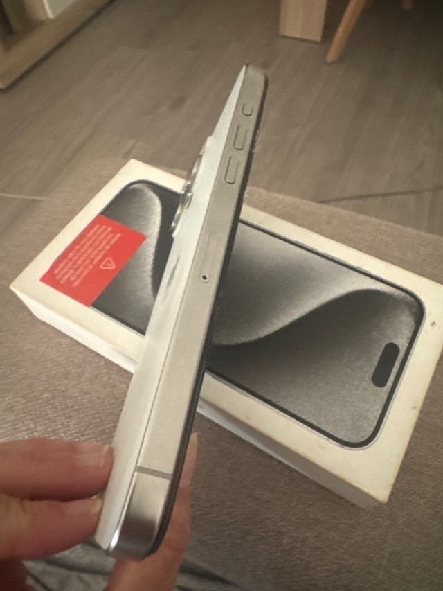 iPhone 15 Pro Max 256 GB blanco titaneo