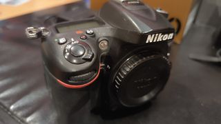 Cámara Nikon D7200 + Grip Nikon MB-D15