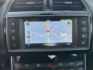 Jaguar XE 2.0 AJ200D Diesel RWD 180cv Prestige