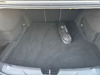 Jaguar XE 2.0 AJ200D Diesel RWD 180cv Prestige
