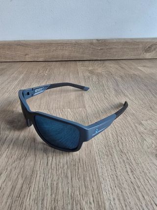 PVP 40€. Gafas de sol Cat 4 DECATHLON MH 570