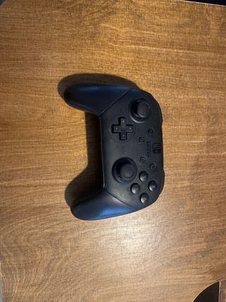 Nintendo Switch + Funda + Juegos + Pro Controller