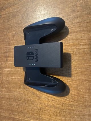 Nintendo Switch + Funda + Juegos + Pro Controller