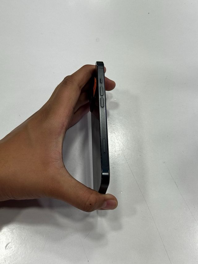 iPhone 13 128GB Azul Oscuro