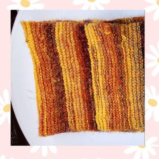 Cuello lana naranja amarillo hecho a mano