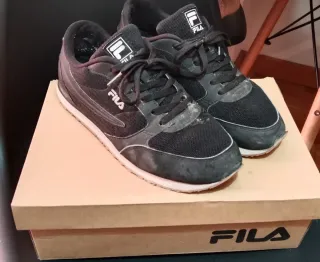 Zapatillas Fila Negras