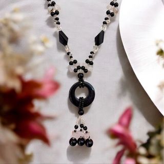 Collar de Piedra Natural Negro y Rosa