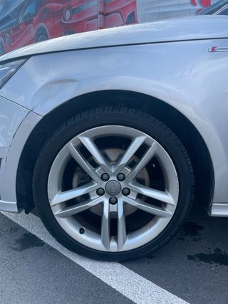 AUDI A1 1.6 TDI 105 AMBITION
