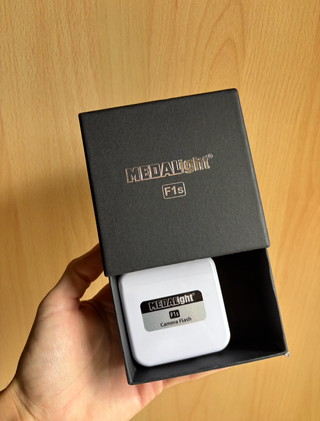 Sony ZV-II + Flash + 2 Batterie