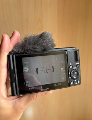 Sony ZV-II + Flash + 2 Batterie