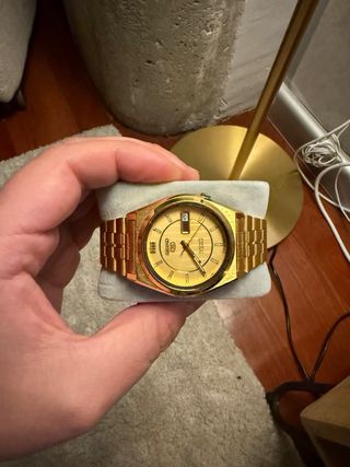 Seiko 5 Reloj Automático Vintage Dorado. NOS