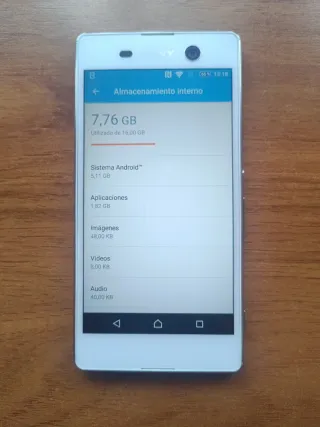 Sony Xperia E5603 bianco