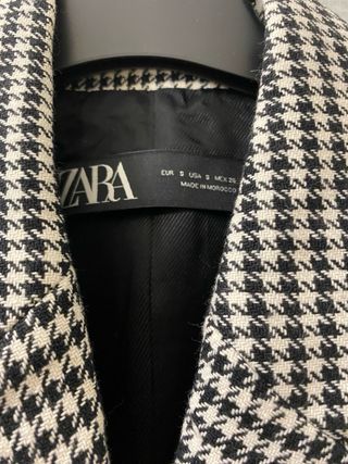 Blazer Zara Cuadros Blanco y Negro