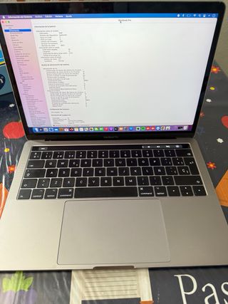 MacBook Pro 13’ 2017 Touch Bar Gris Espacial i5