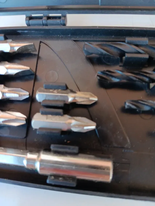 Kit brocas y puntas destornillador