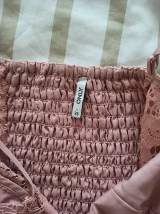 Top encaje Only rosa