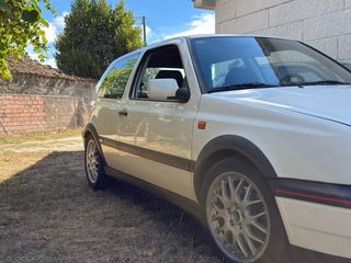 Volkswagen Golf 3 GTI