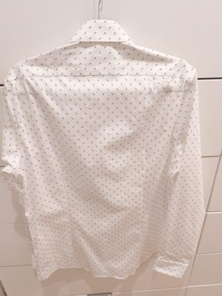 Camisa Calvin Klein Blanca con Estampado Azul
