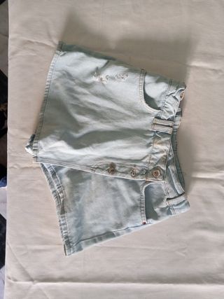 Pantalón vaquero niña. Talla 11-12 años, 152cms.