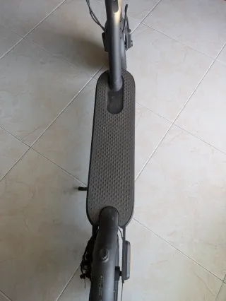 Patinete Eléctrico Xiaomi Essential negro 