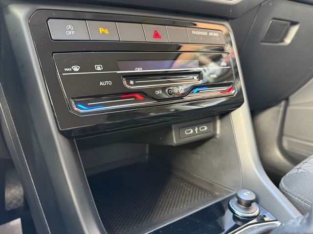 Volkswagen T-Cross 2023