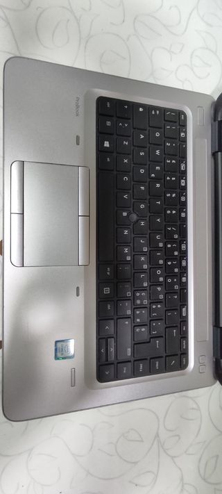 Portátil HP ProBook 640 G2 i5 6300U 14