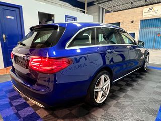 Mercedes-Benz Clase C 300E Hibrido enchufable