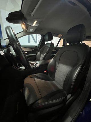 Mercedes-Benz Clase C 300E Hibrido enchufable