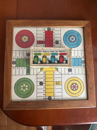 Set di 4 giochi classici, da tavolo e da viaggio