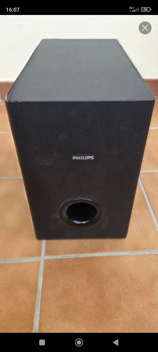 Subwoofer Philips con Barra de Sonido