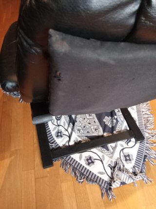 Sillón de piel negro