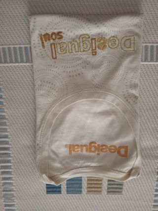 Camiseta Desigual Talla S Dorada
