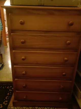 Cassettiera in legno con 6 cassetti