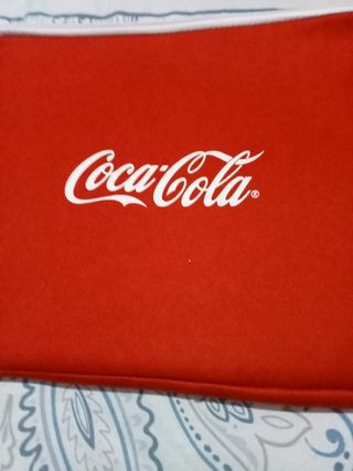 Funda portátil Coca-Cola roja