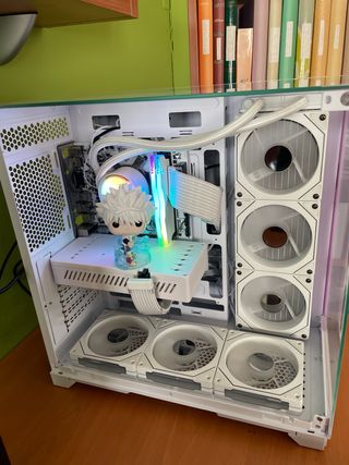PC Gaming Blanco con RGB (urge venta)