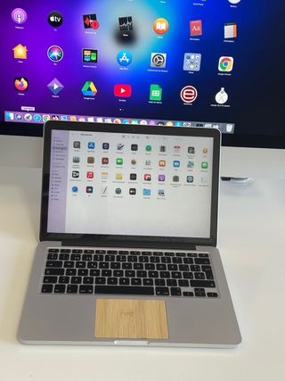 Apple Macbook Pro Plata