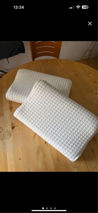 2 Almohadas IKEA Blancas